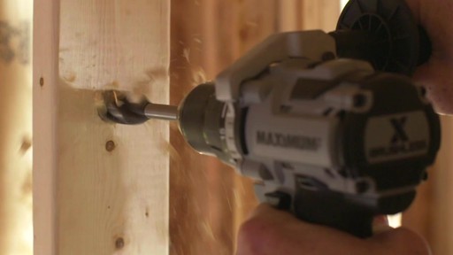 MAXIMUM 20V Brushless Drill Driver - image 5 from the video