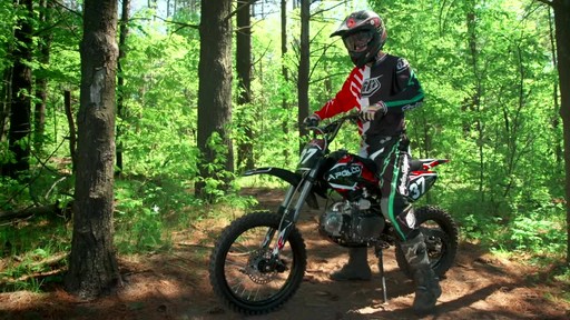 Apollo ADR 125 Dirt Bike - image 10 from the video