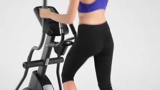Horizon CE8.8 Elliptical - image 9 from the video