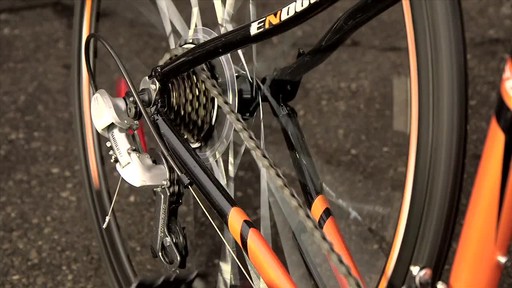 CCM Endurance 700C Road Bike - image 4 from the video