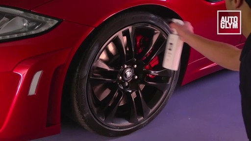 Autoglym Instant Tyre Dressing - image 5 from the video