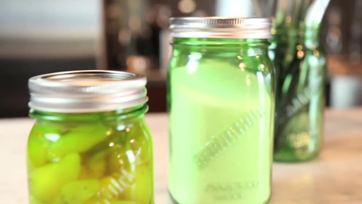 Bernardin Vintage Jars, 1-L, Green - image 7 from the video