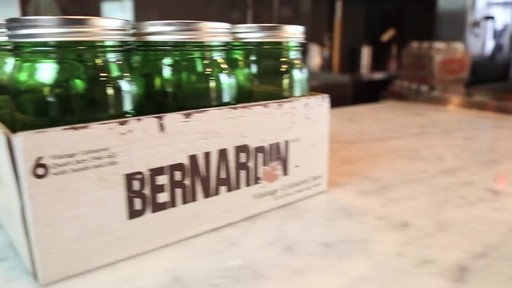 Bernardin Vintage Jars, 1-L, Green - image 8 from the video
