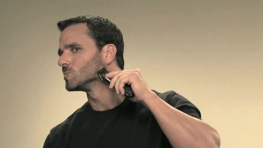 Wahl Beard Battery Trimmer - image 10 from the video