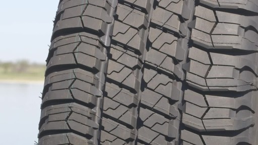 Goodyear Wrangler SR-A - image 4 from the video