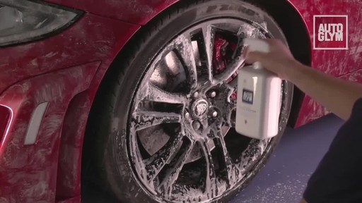 Autoglym Custom Wheel Cleaner - image 2 from the video