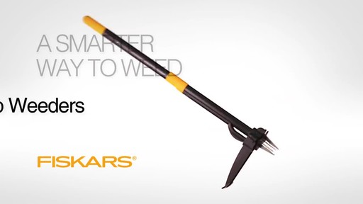 Fiskars Stand Up Weed Remover - image 10 from the video