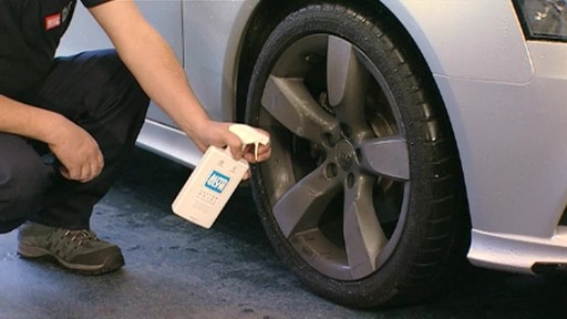  Autoglym Custom Wheel Cleaner - image 3 from the video