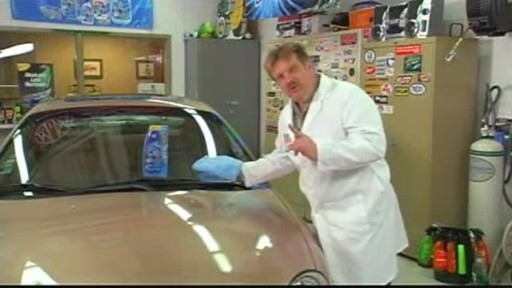 Turtle Wax Polishing Compound - image 7 from the video
