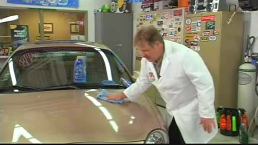 Turtle Wax Polishing Compound - image 8 from the video