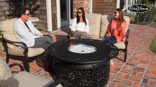 Cast Aluminum LPG Fire Pit - image 7 from the video