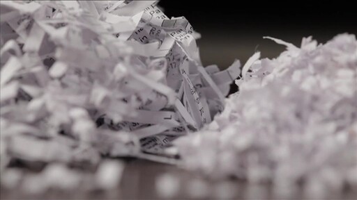 GoECOlife GMW100P 10-Sheet Micro-Cut Shredder - image 5 from the video
