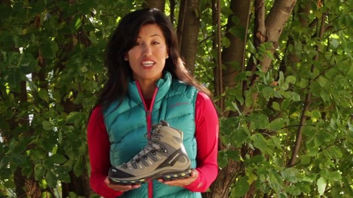 SALOMON Women's Quest 4D GTX Backpacking Boots - image 1 from the video
