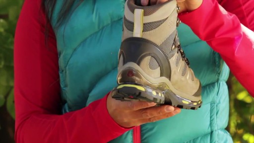 SALOMON Women's Quest 4D GTX Backpacking Boots - image 7 from the video