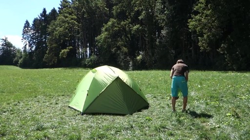 VAUDE Campo 3P Tent - image 9 from the video