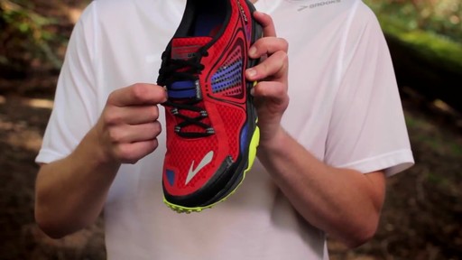 BROOKS PureGrit 3 Trail Running Shoes - image 8 from the video
