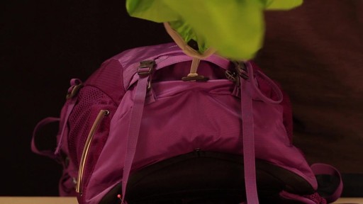 OSPREY Women's Sirrus 24 Dackpack - image 7 from the video
