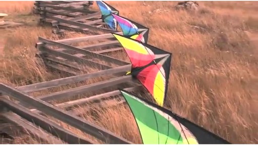 PRISM Stowaway Delta Kite - image 3 from the video