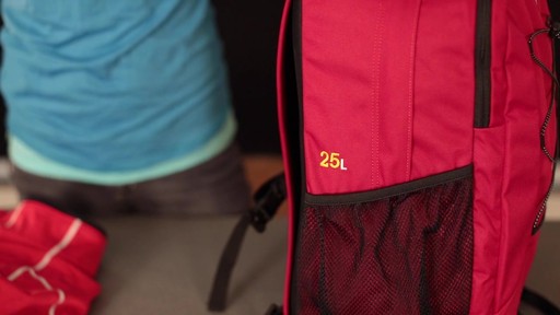 EMS Drifter Daypack - image 3 from the video