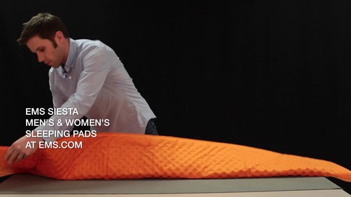 EMS Men's & Women's Siesta Sleeping Pad - image 9 from the video