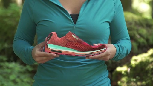 MERRELL Mix Master Glide Shoes - image 5 from the video