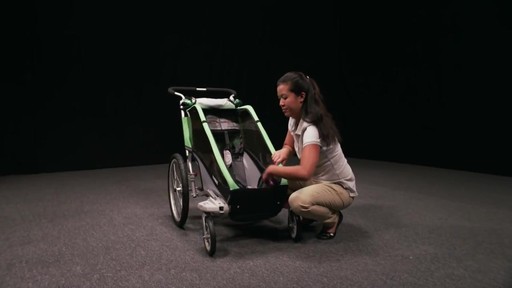 THULE Chariot Cheetah Child Carrier - image 5 from the video