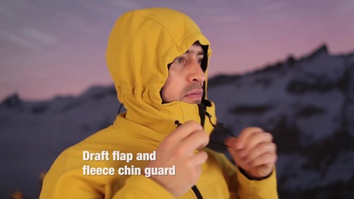 EMS Men's Cloudsplitter Jacket - image 5 from the video