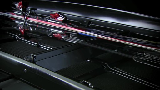 THULE Dynamic 900 Chrome Limited Edition Cargo Box - image 9 from the video