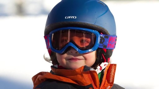 GIRO Kids’ Chico Snow Goggles - image 9 from the video