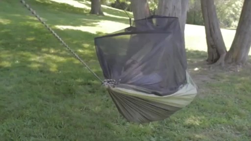 BYER Moskito Kakoon Hammock - image 4 from the video