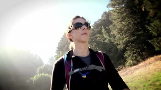 CamelBak Women's Day Star - image 6 from the video
