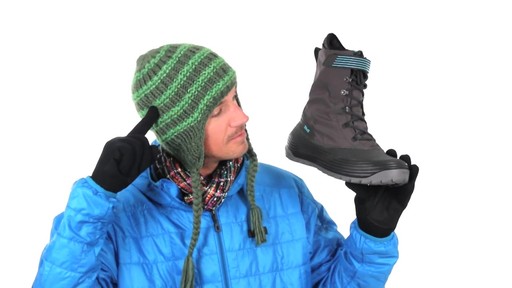 TEVA Men's Chair 5 Winter Boots - image 3 from the video