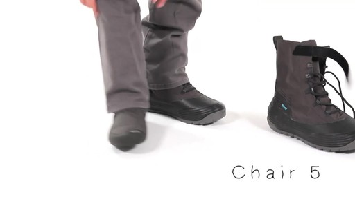 TEVA Men's Chair 5 Winter Boots - image 9 from the video