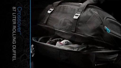 THULE Crossover 87 L Rolling Duffel - image 6 from the video